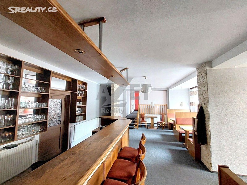 Prodej obchodního prostoru 280 m² – pohled 3