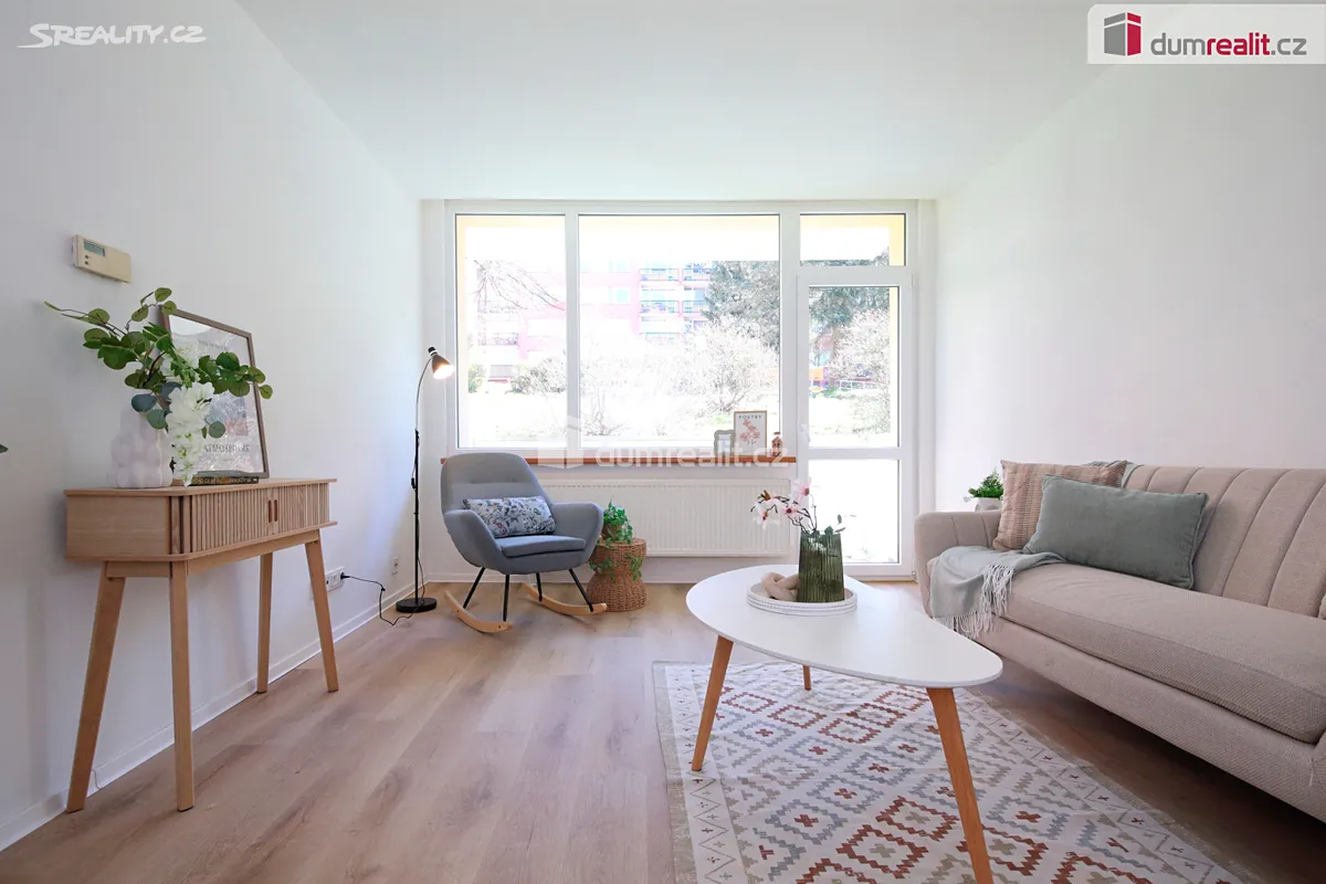 Prodej bytu 3+1 70 m² – pohled 2