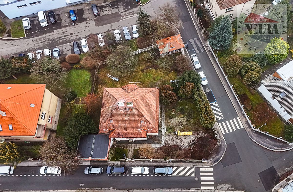 Prodej vily 295 m², pozemek 846 m² – fotografie 5
