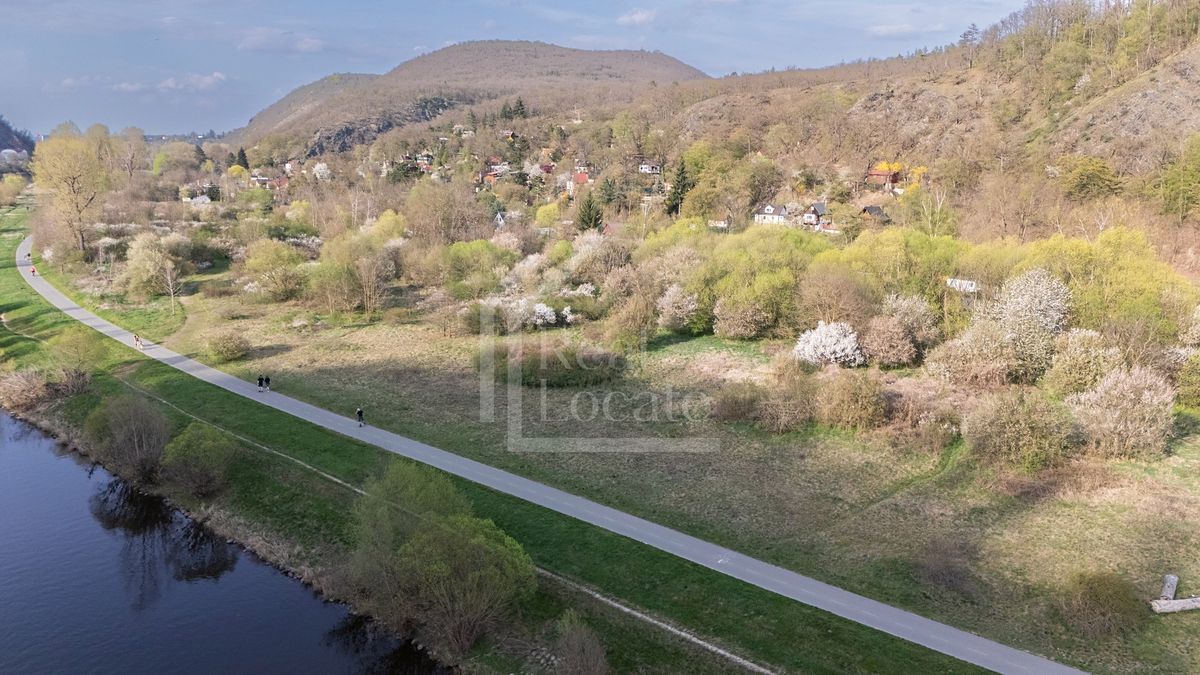 Prodej pozemku 5450 m² – fotografie 4