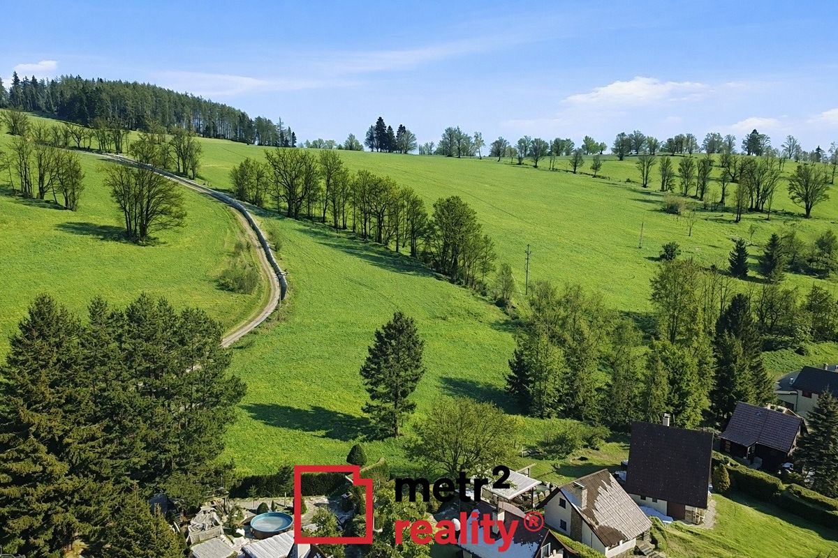 Prodej stavebního pozemku 886 m² – fotografie 3