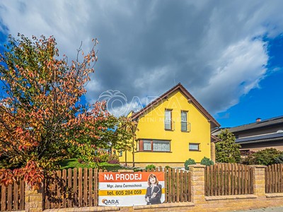Prodej  rodinného domu 215 m², pozemek 1 060 m²