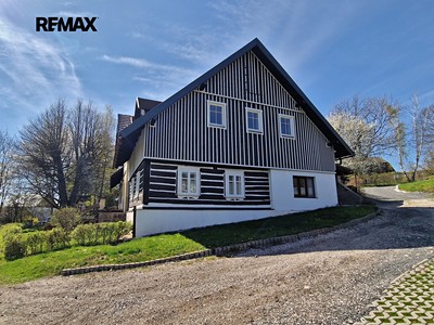 Prodej  chalupy 368 m², pozemek 635 m²