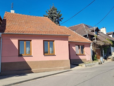 Prodej  rodinného domu 80 m², pozemek 466 m²