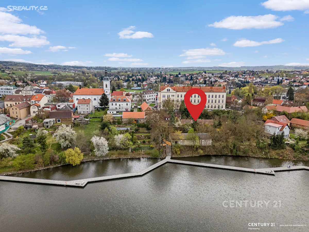 Prodej komerčního pozemku 1182 m² – pohled 3