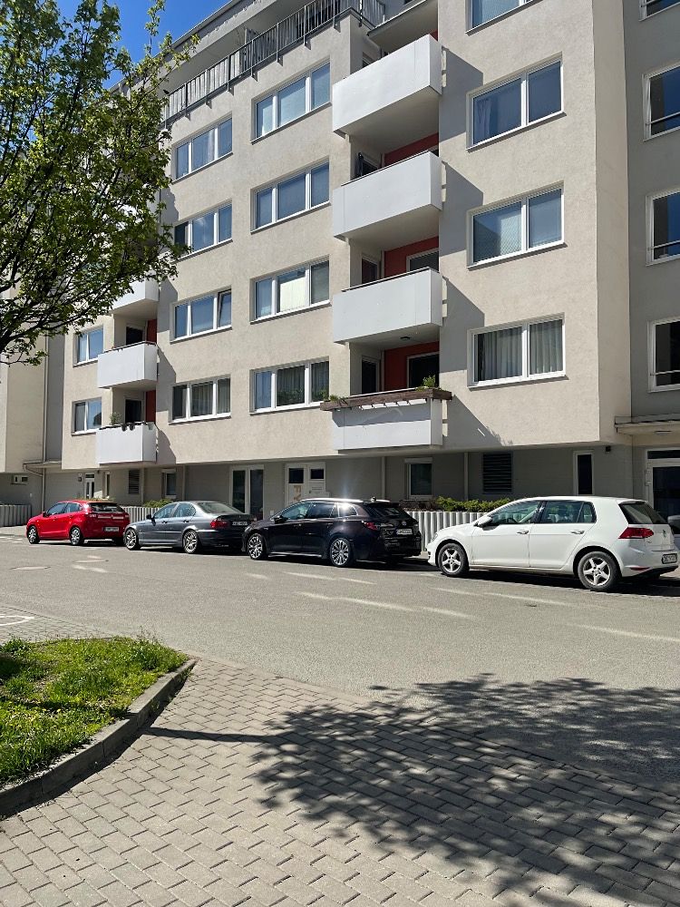 Pronájem bytu 1+kk 43 m² – fotografie 2