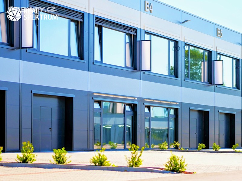Pronájem výrobní haly, prostoru 892 m² – další