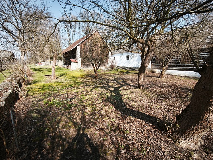 Prodej pozemku, 973 m² (2 z 7)