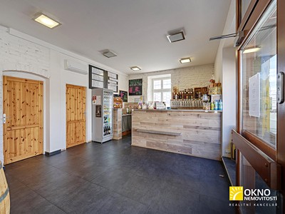 Pronájem obchodního prostoru 70 m² — photo 2