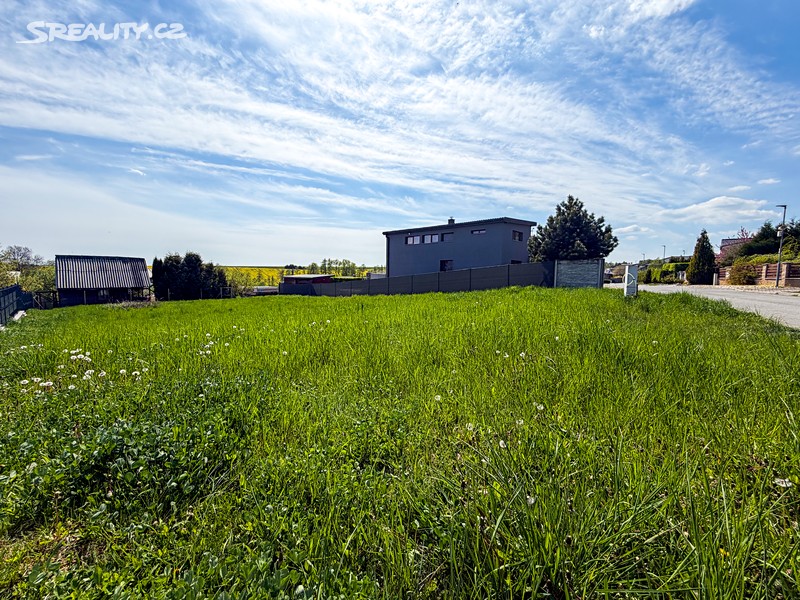 Prodej  stavebního pozemku 802 m² – pohled 3
