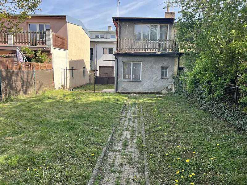 Prodej rodinného domu 58 m², pozemek 215 m², Praha – náhled fotky 1
