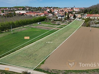 Prodej  pole 4 380 m²