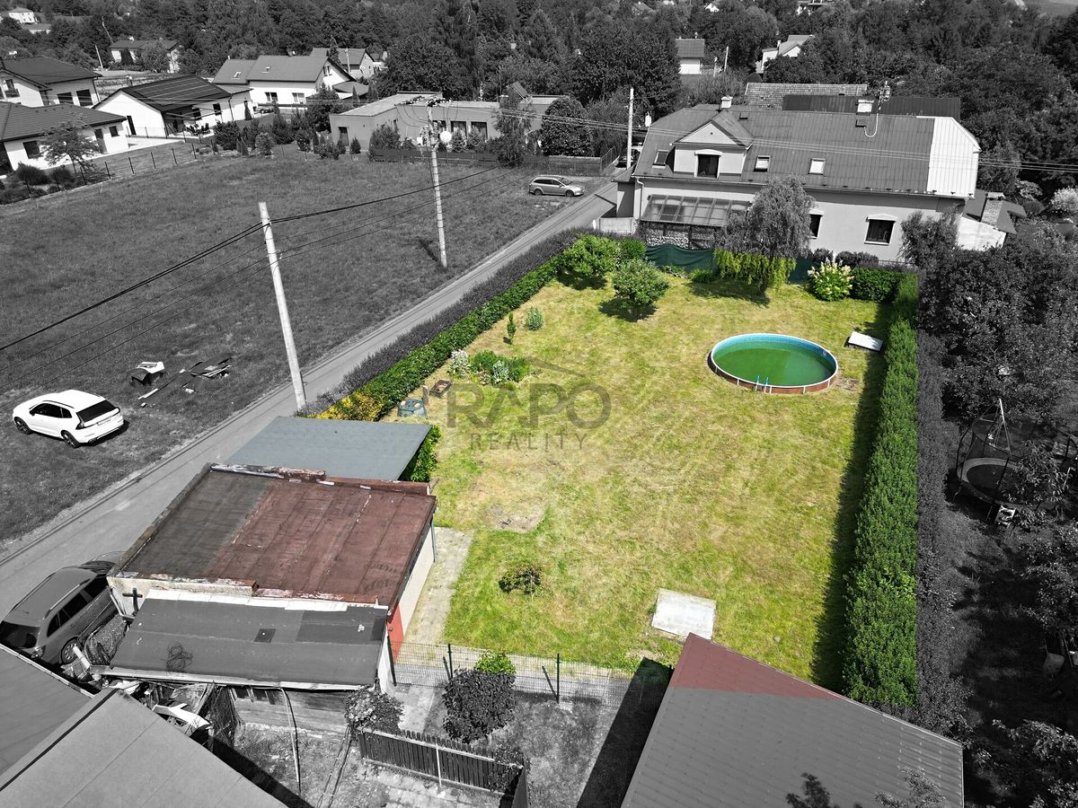 Prodej stavebního pozemku 694 m² – fotografie 2