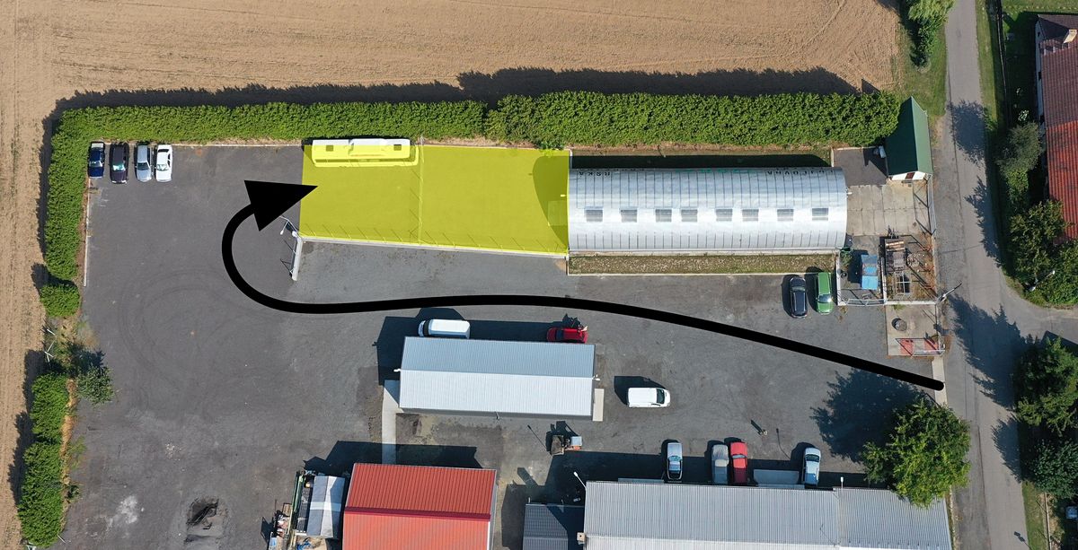 Pronájem komerčního pozemku 350 m² – fotografie 3