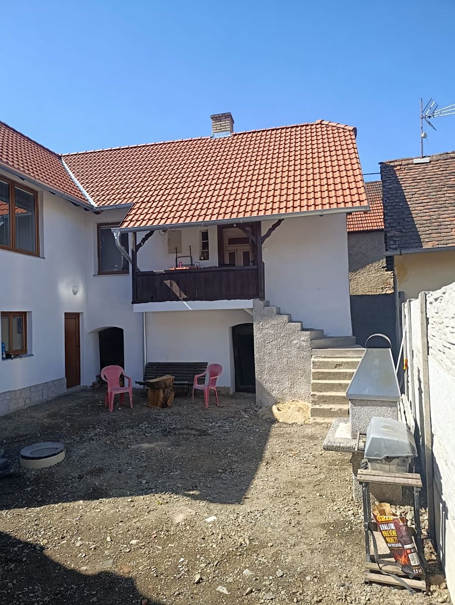 Prodej vícegeneračního domu 125 m², pozemek 545 m² – fotografie 2