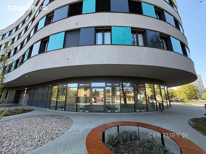 Prodej obchodního prostoru 84 m², Praha