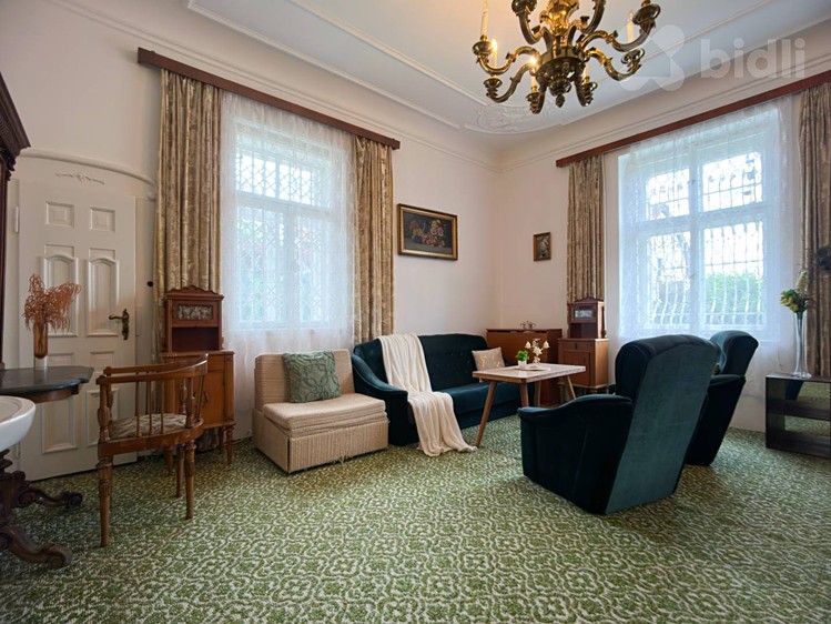Будинок на продаж, 290 м² (4 з 33)