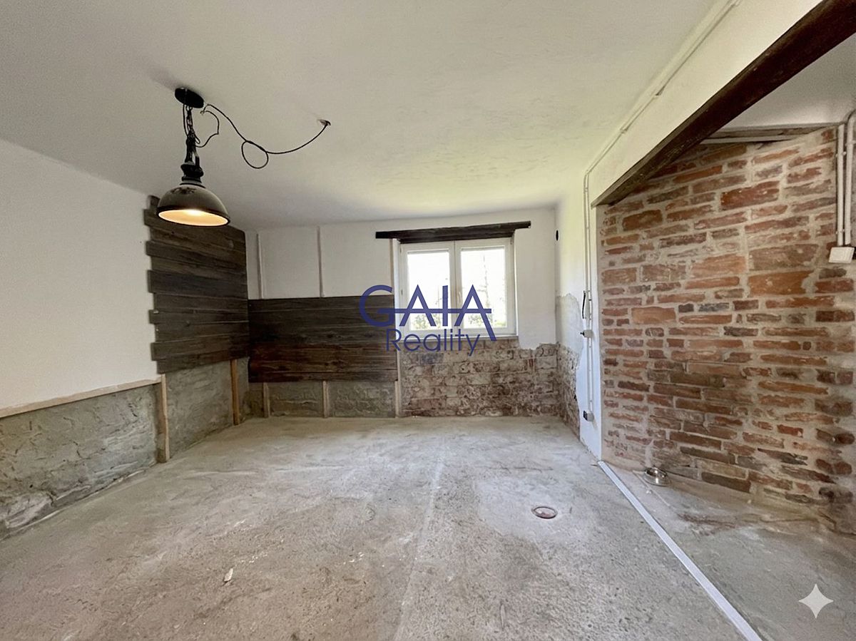 Prodej rodinného domu 66 m², pozemek 242 m² – fotografie 2