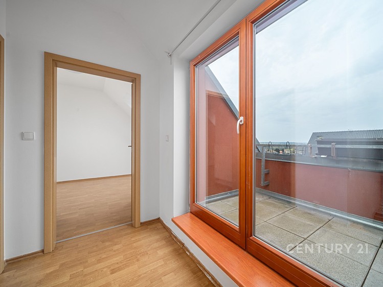 Квартира 4+kk на продаж, 121 м² (19 з 29)