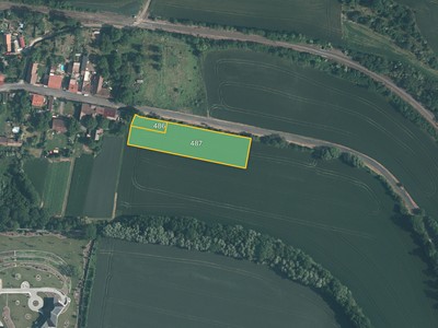 Prodej  pole 4 611 m²