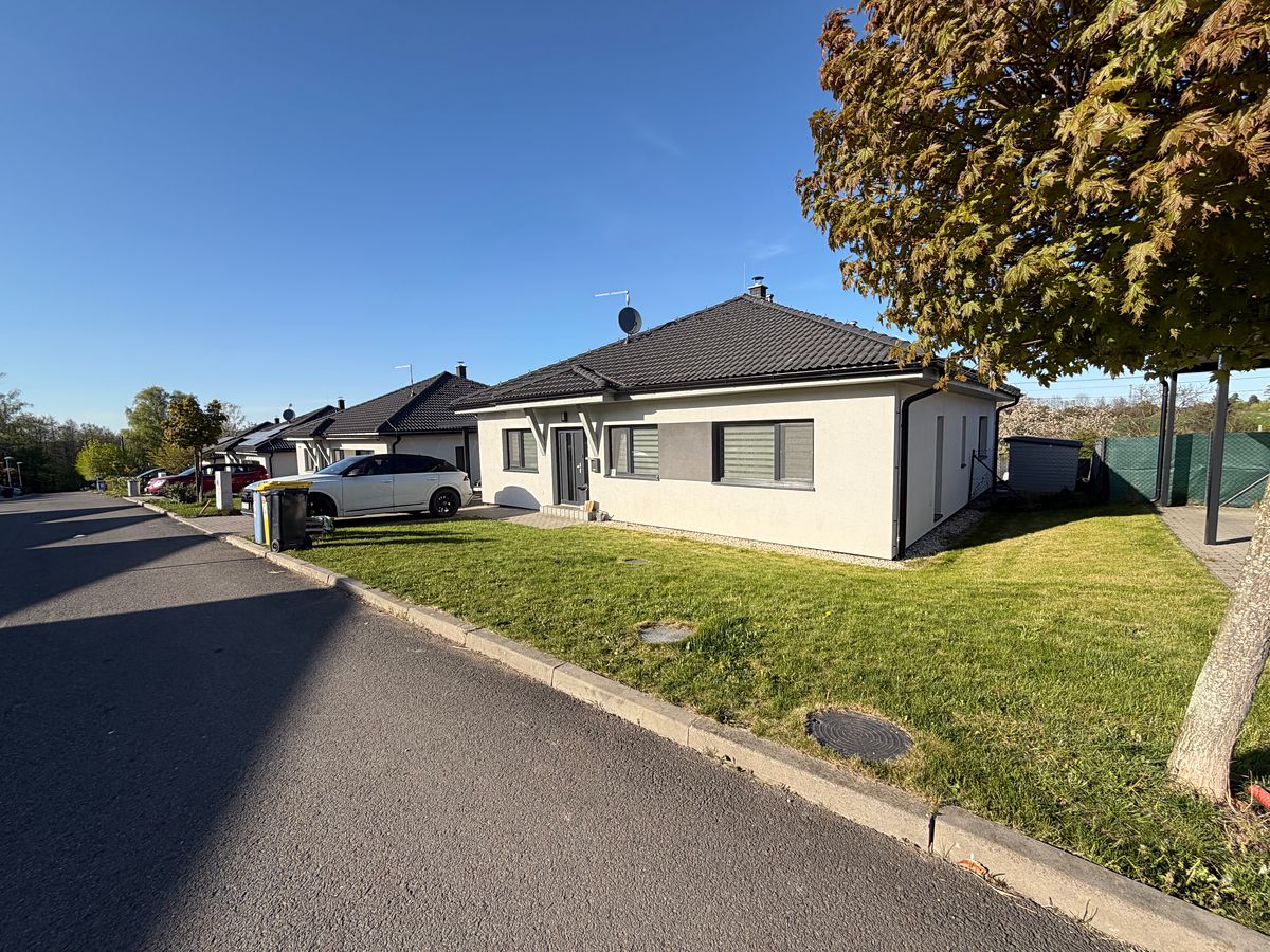 Prodej rodinného domu 108 m², pozemek 672 m²