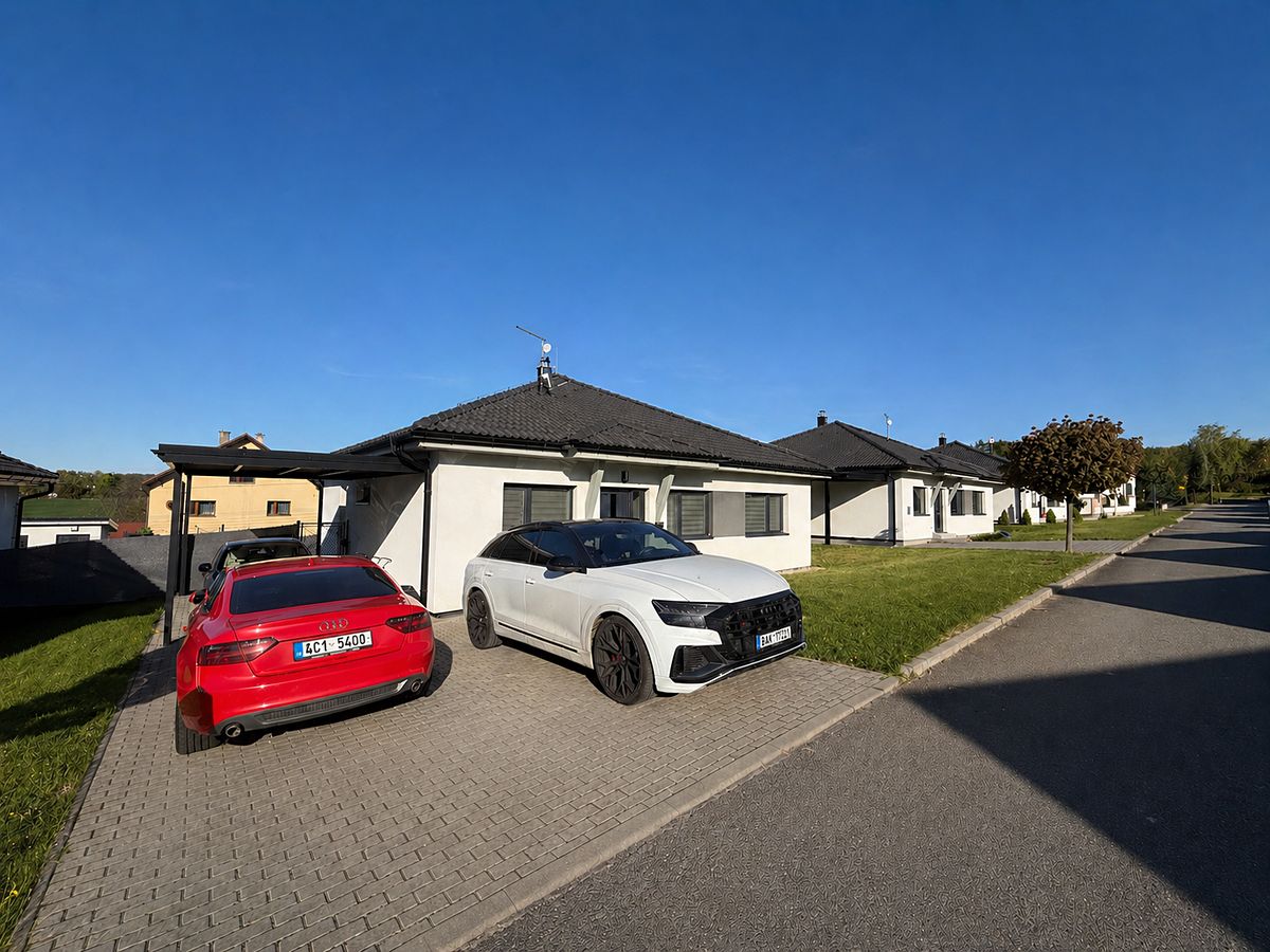 Prodej rodinného domu 108 m², pozemek 672 m² – fotografie 5
