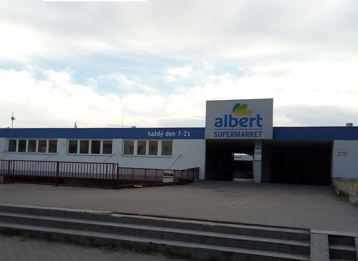Pronájem obchodního prostoru 320 m²