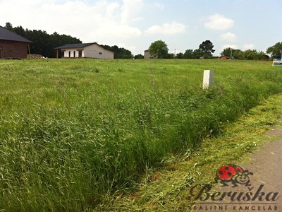 Prodej  stavebního pozemku 898 m²