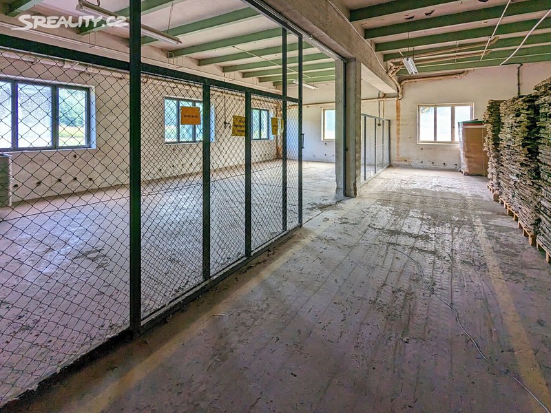 Pronájem skladového prostoru 490 m² – pohled 2