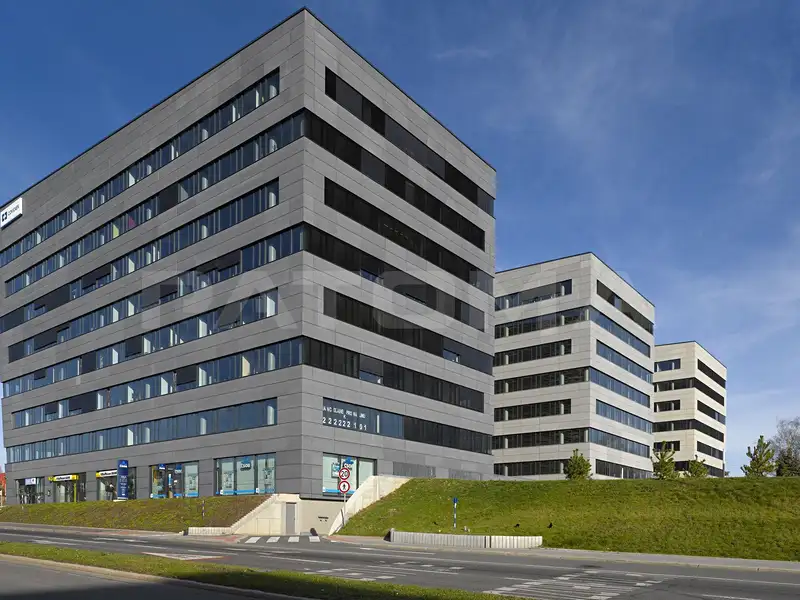 Pronájem kanceláře 1154 m², Praha – náhled fotky 1