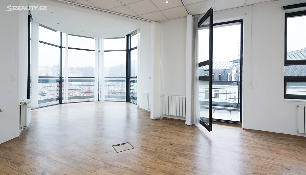Pronájem kanceláře 58 m² – pohled 3