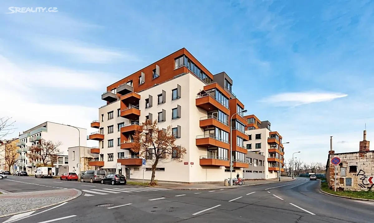Pronájem bytu 1+kk 41 m² – pohled 3