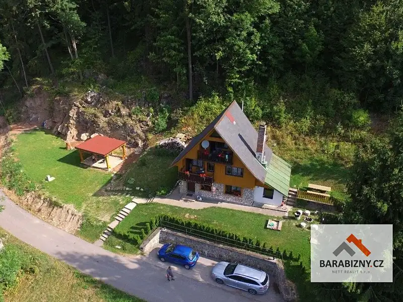 Prodej chaty 160 m², pozemek 1345 m², Benecko – náhled fotky 2