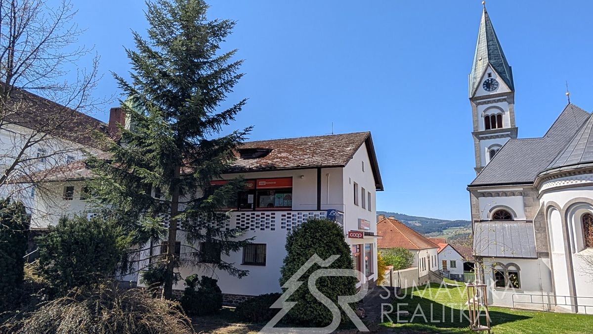 Prodej obchodního prostoru 330 m²