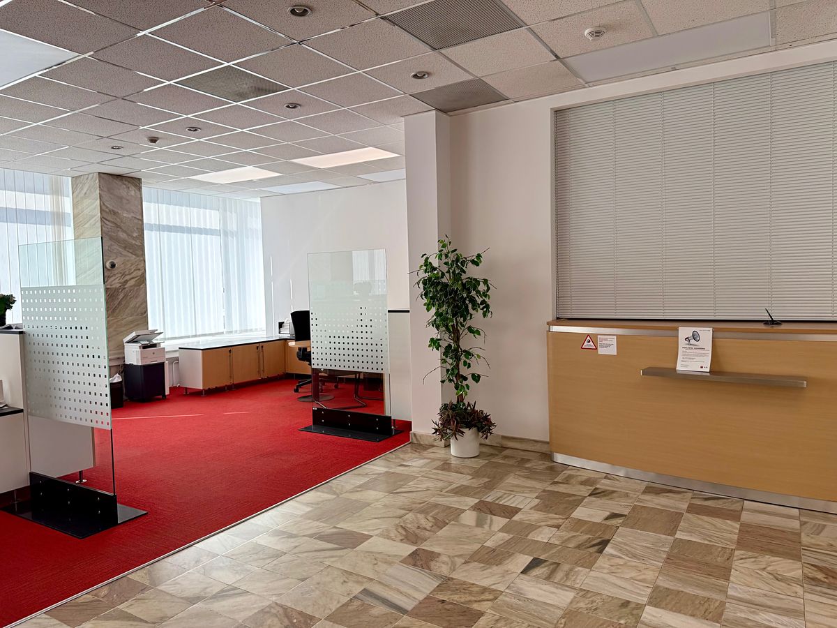 Pronájem kanceláře 360 m² – fotografie 3