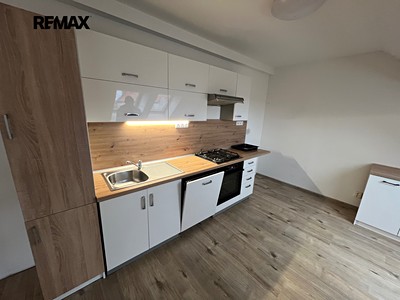 Pronájem bytu 4+kk 129 m²