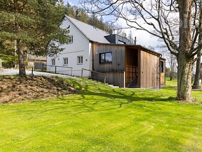 Prodej rodinného domu 370 m², pozemek 3106 m²