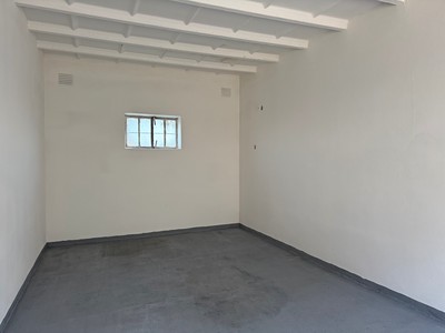 Prodej garáže 18 m² — photo 2