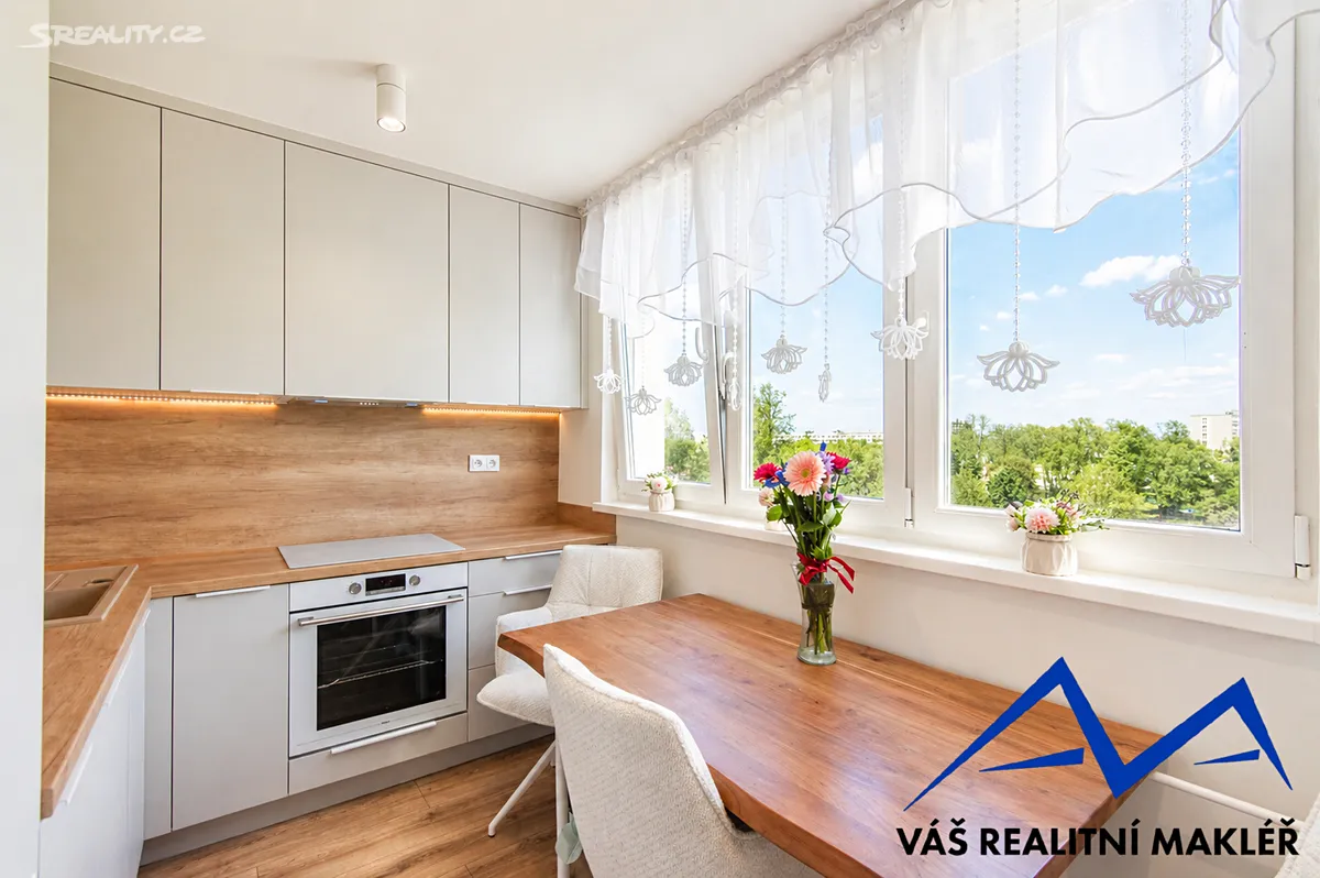Prodej bytu 3+1 69 m², Ostrava