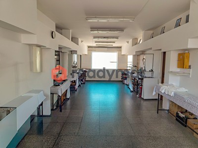 Pronájem výrobní haly, prostoru 144 m²