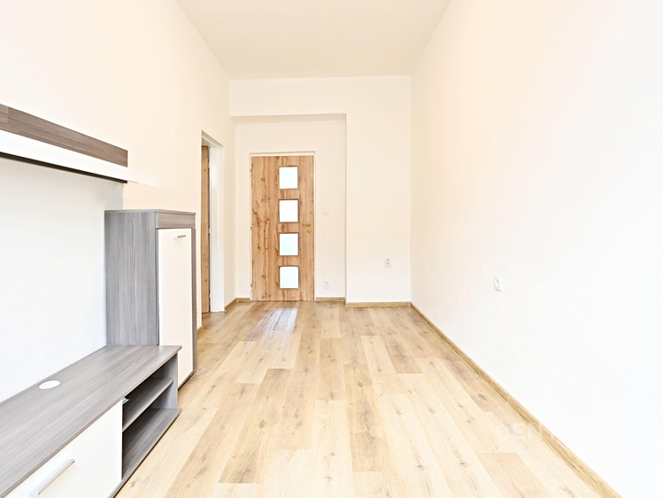 Wohnung 2+1 zum Kauf, 43 m² (8 von 14)