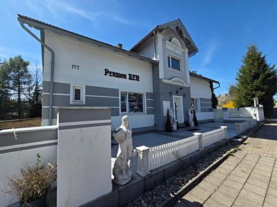 Prodej  rodinného domu 390 m², pozemek 2 750 m²