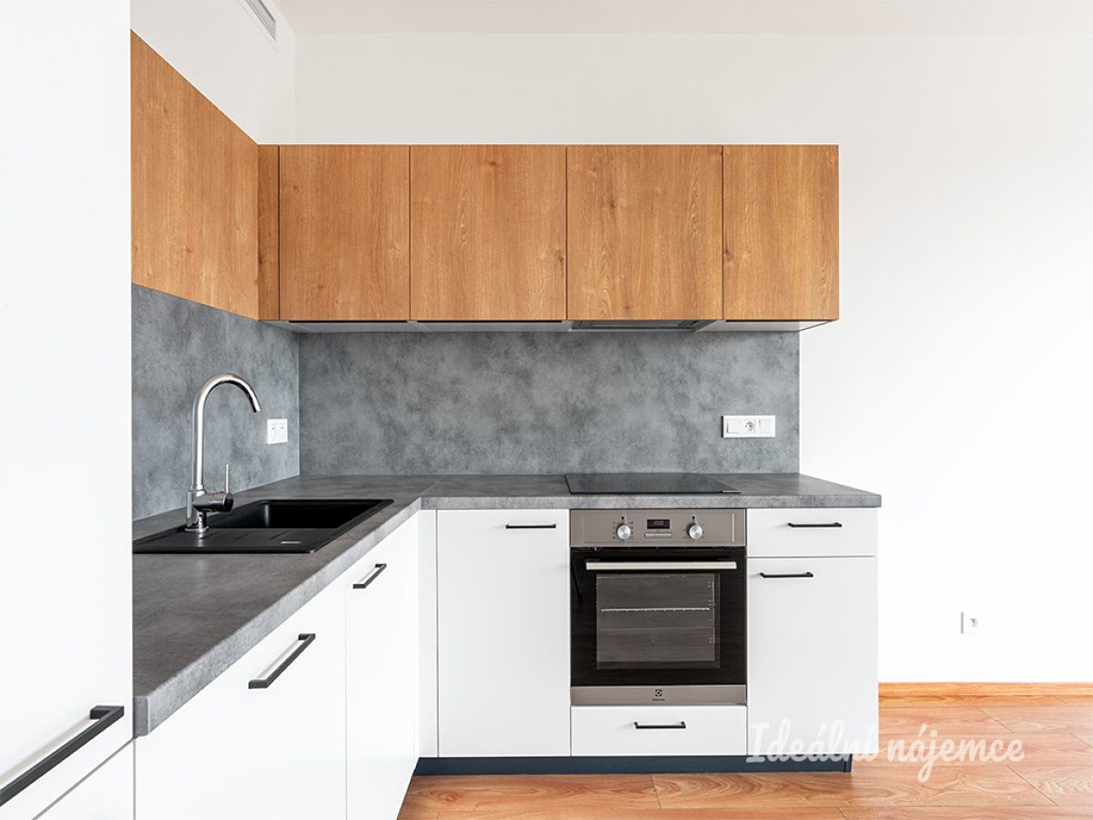 Pronájem bytu 3+kk 71 m²