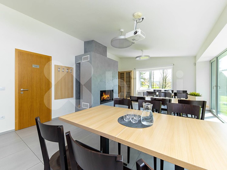 Комерційне приміщення на продаж, 370 м² (15 з 32)