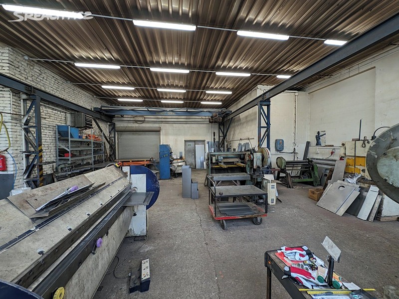 Prodej skladového prostoru 1 600 m², okres Liberec