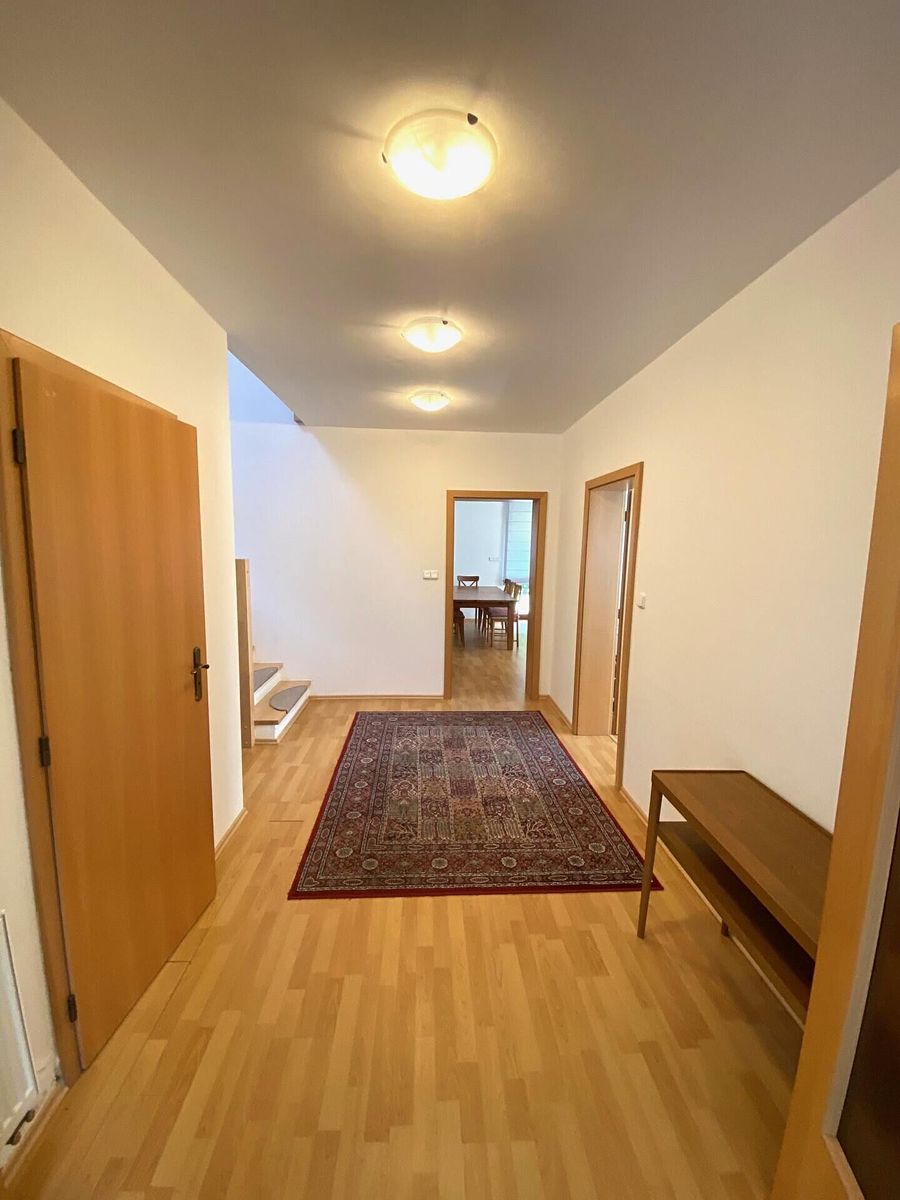 Prodej rodinného domu 140 m², pozemek 528 m² – fotografie 4