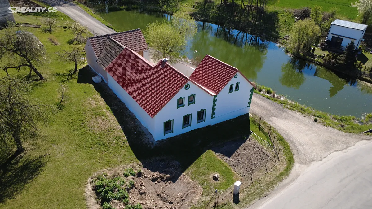 Prodej rodinného domu 110 m², pozemek 279 m², Zubčice