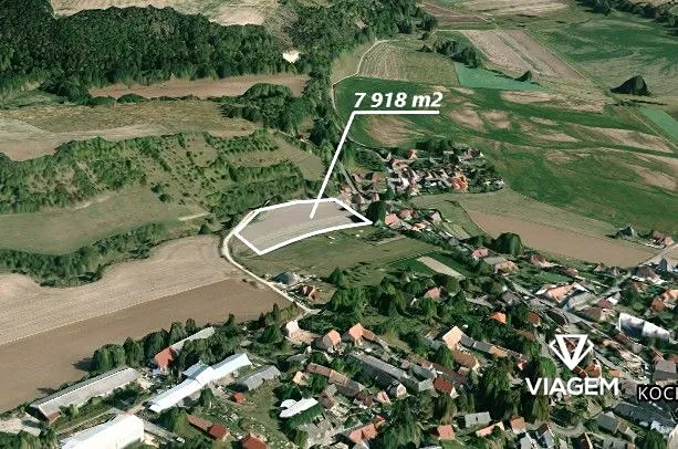 Prodej pole 7918 m²