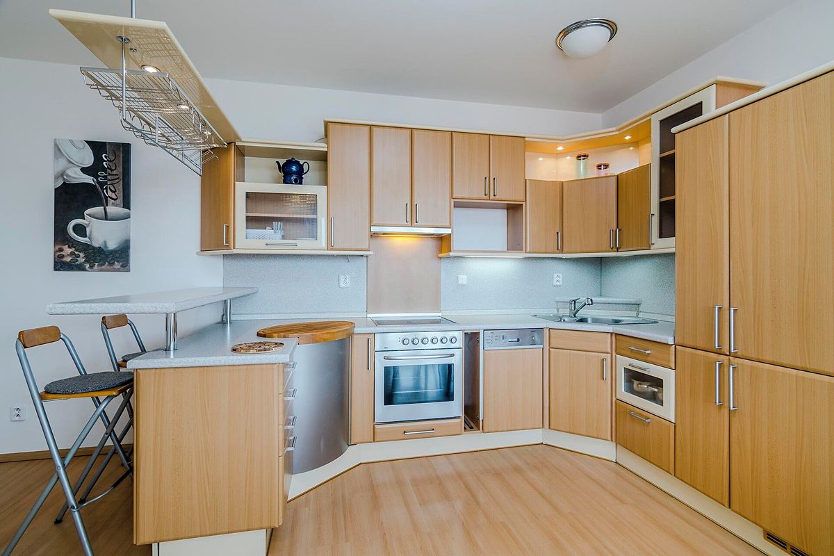 Pronájem bytu 2+kk 63 m²