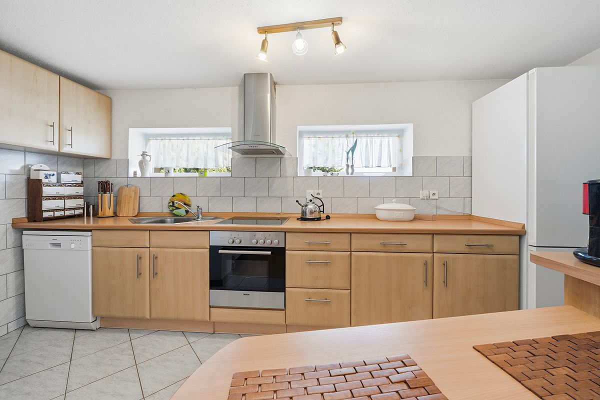 Prodej rodinného domu 120 m², pozemek 1971 m² – fotografie 2